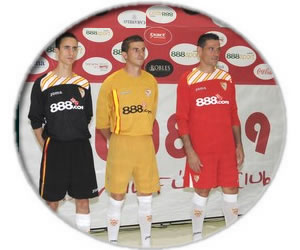 sevilla-08-09-uefa-cup-joma-shirts.jpg