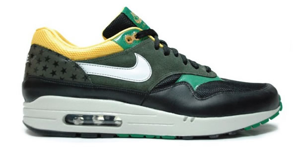 Nike Air Max 1 "Friendly Football" Pack