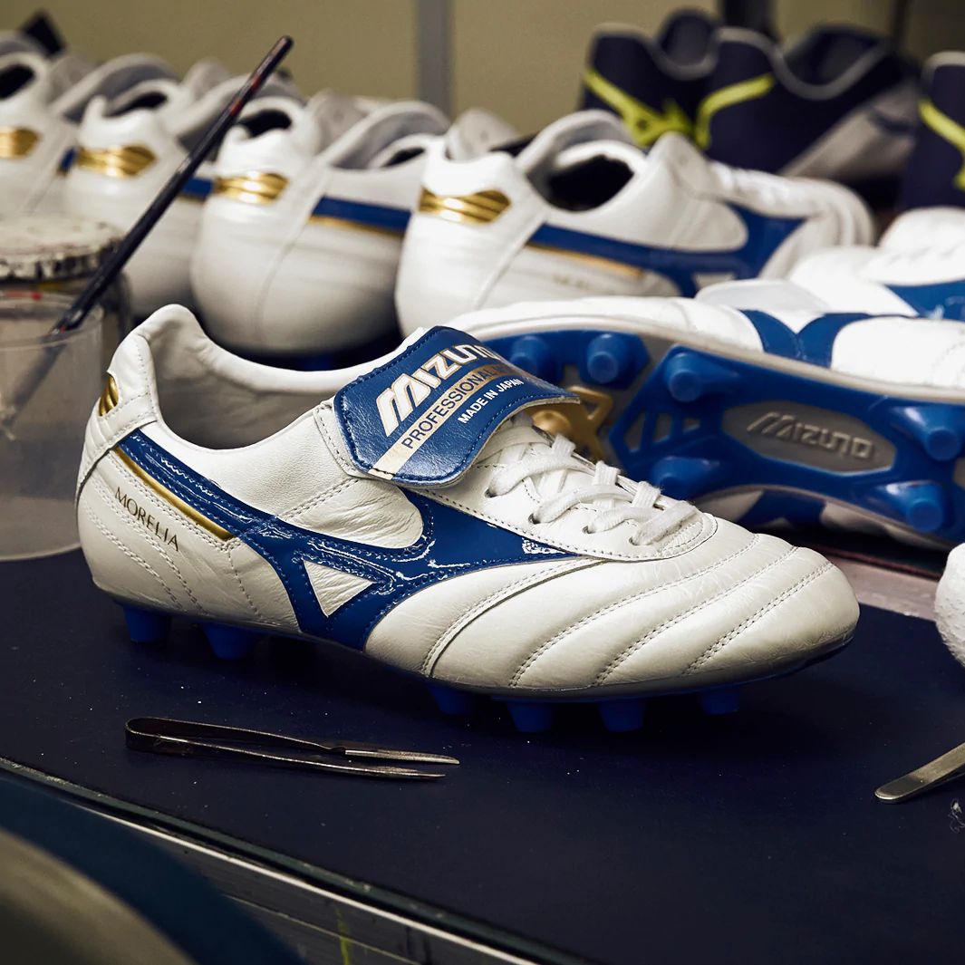 mizuno morelia wave 2