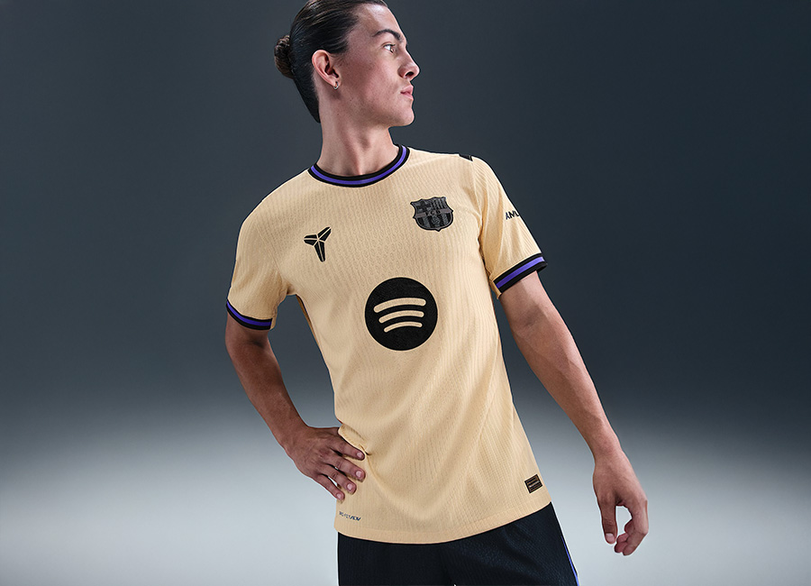 Barcelona 25/26 Nike Away Kit