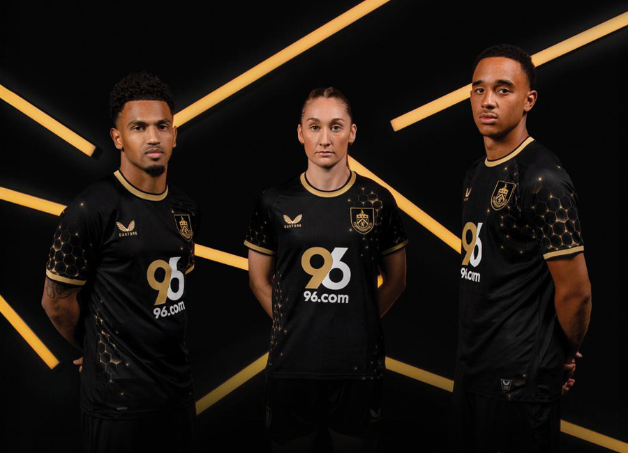 Burnley 25/26 Castore Third Kit