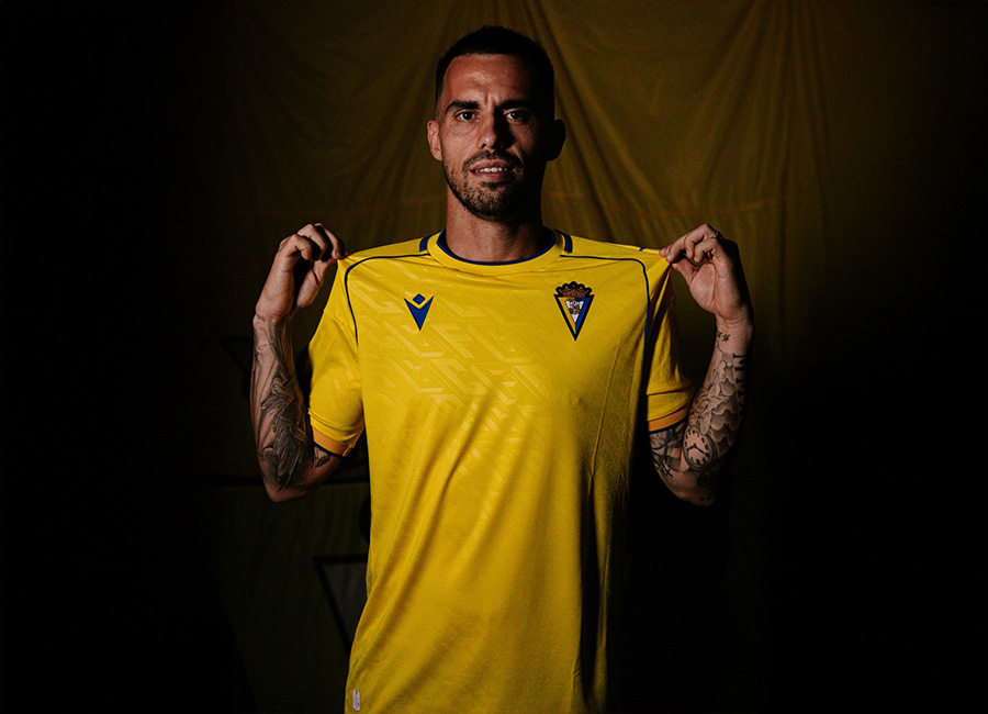 Cádiz 25/26 Macron Home Kit
