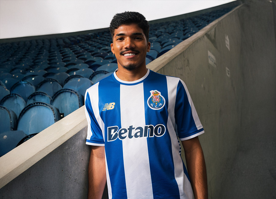 FC Porto 25/26 New Balance Home Kit