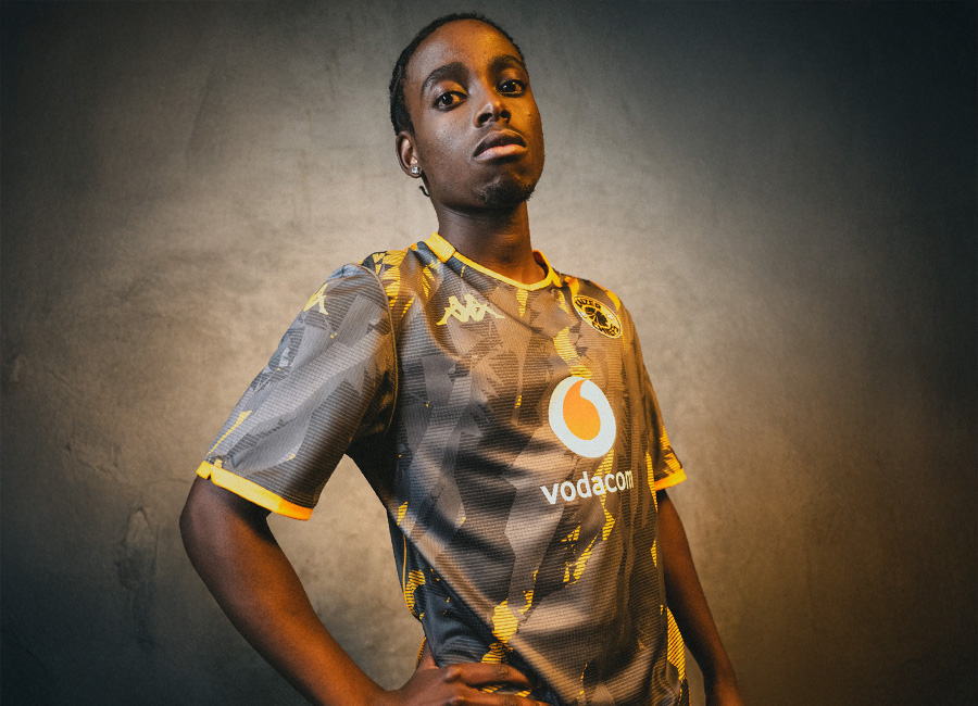 Kaizer Chiefs 25/26 Kappa Away Kit