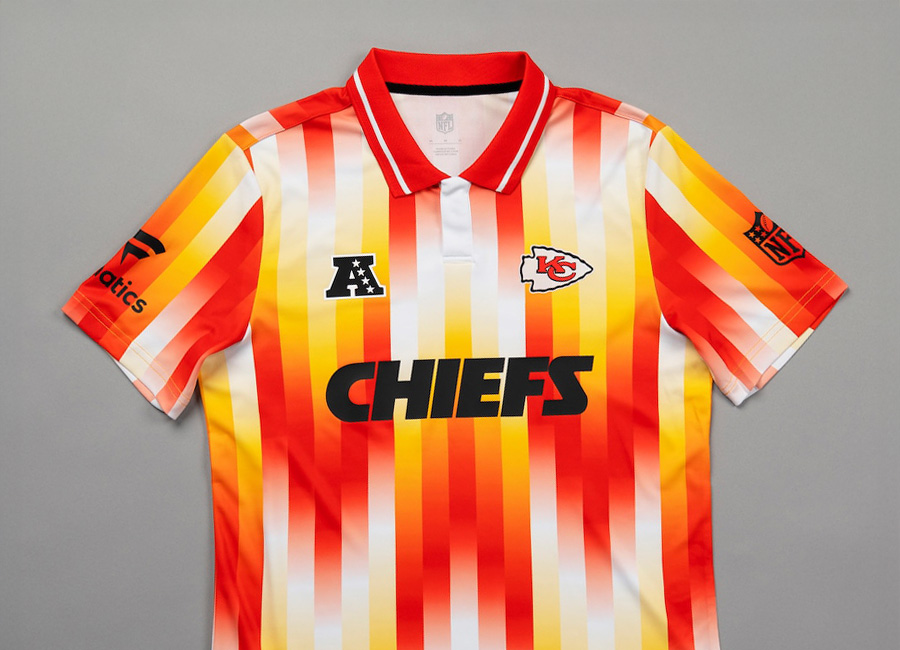 Kansas City Chiefs 2025 Fanatics NFL Football x Football Fan Top