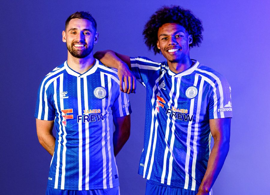 Kilmarnock 25/26 Hummel Home Kit