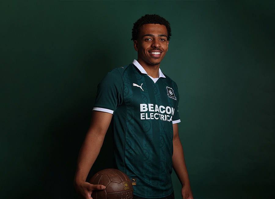 Plymouth Argyle 25/26 Puma Home Kit