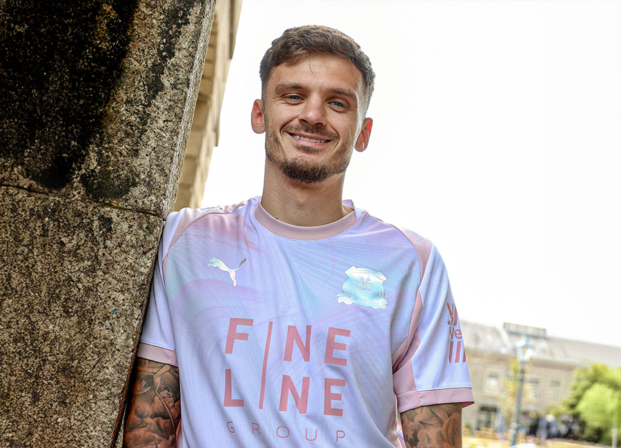 Plymouth Argyle 25/26 Puma Third Kit