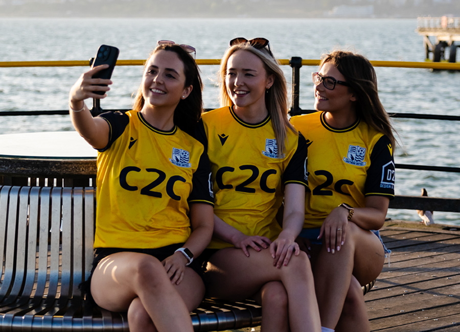 Southend United 25/26 Macron Away Kit