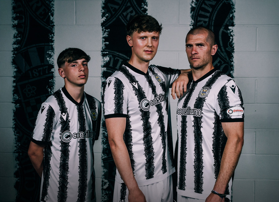 St Mirren 25/26 Macron Home Kit