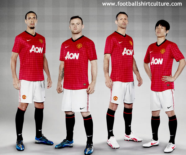 Manchester United 12/13 Nike Home Football Shirt