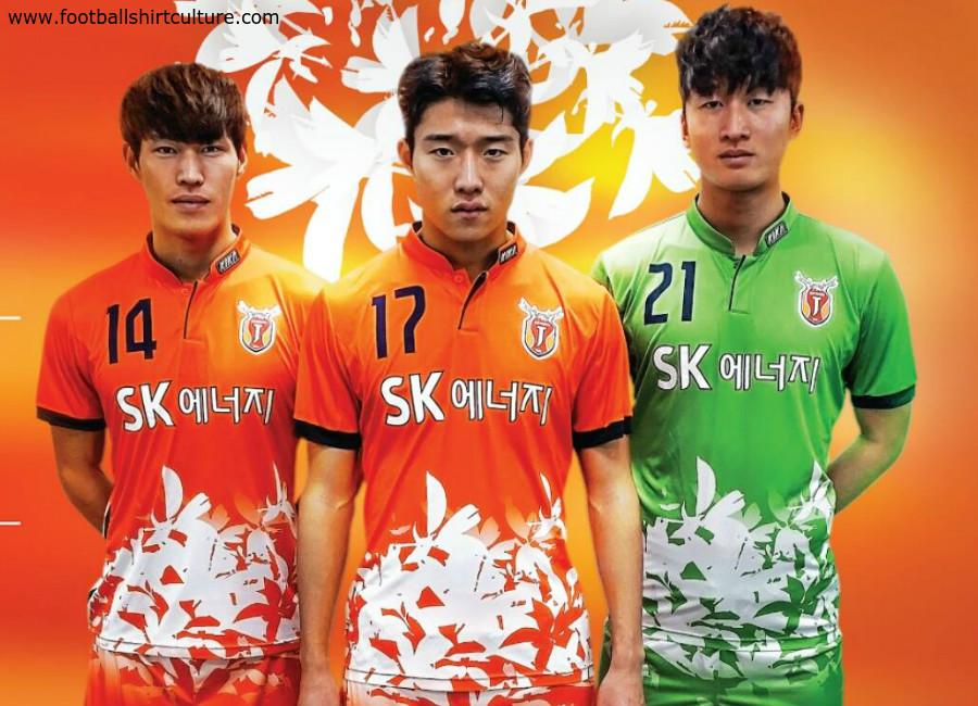 Jeju United 2017 Kika Home and Away Kits