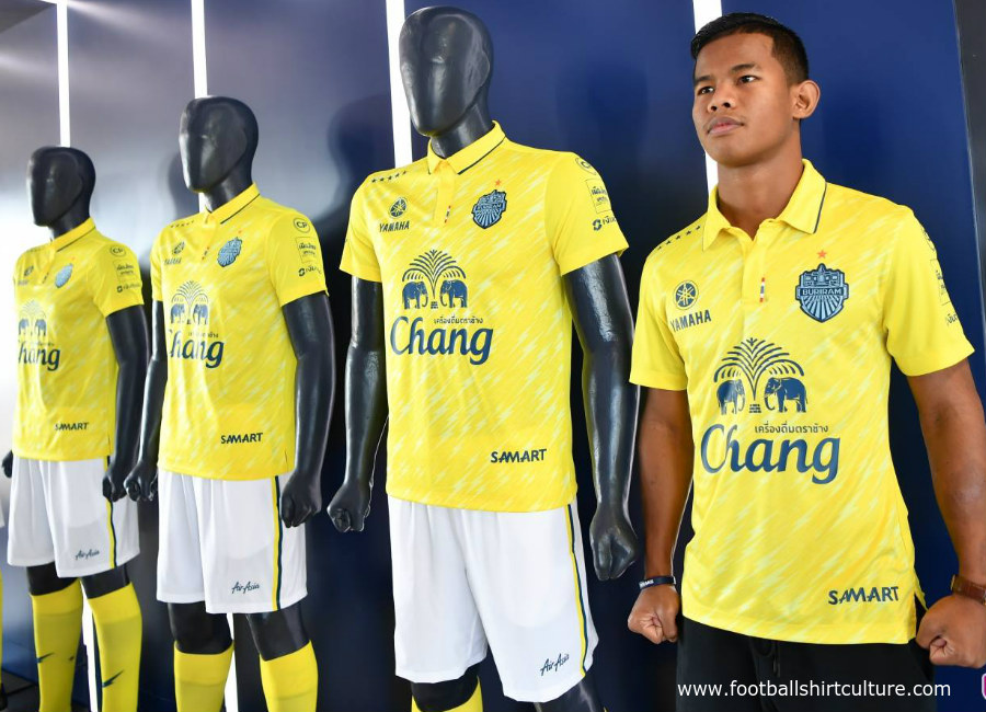 Buriram United 2018 Warrix Away Kit