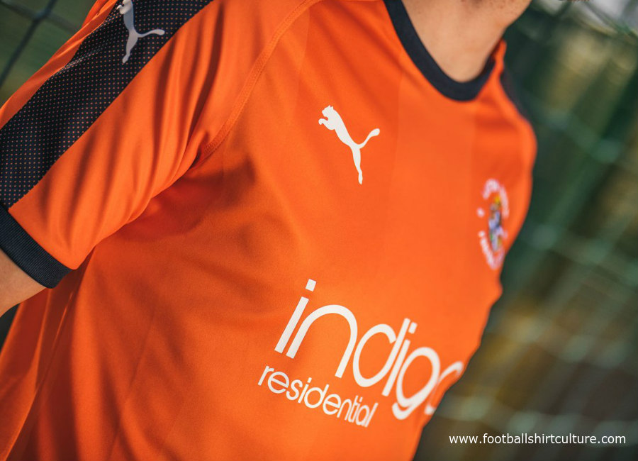 Luton Town 2018-19 Puma Home Kit
