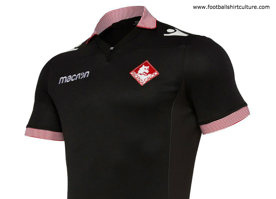 Piacenza 2018-19 Macron Third Kit