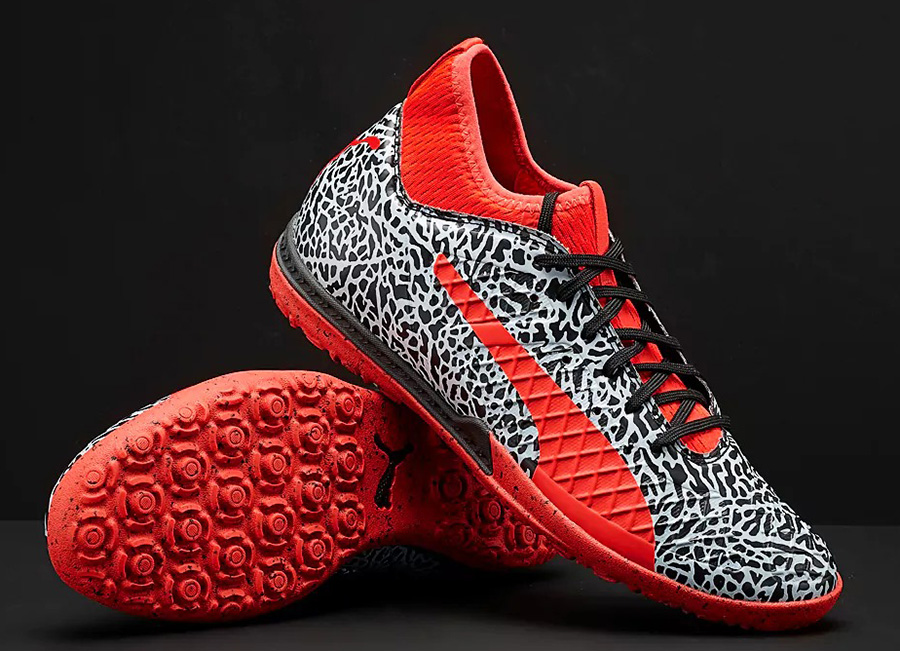 Puma Future 18.3 Texture TT - Puma White / Puma Black / Red Blast