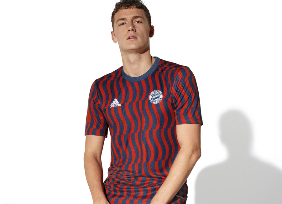 FC Bayern 21/22 Pre-Match Jersey - Crew Navy / Scarlet