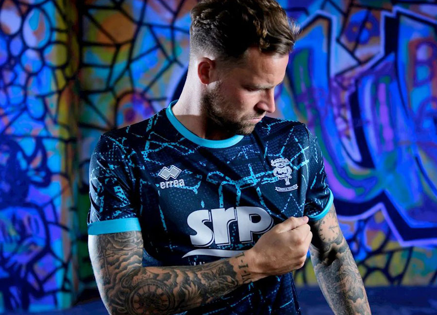 Lincoln City 2021-22 Erreà Away Kit #LincolnCity #LincolnCityfc #Erreà