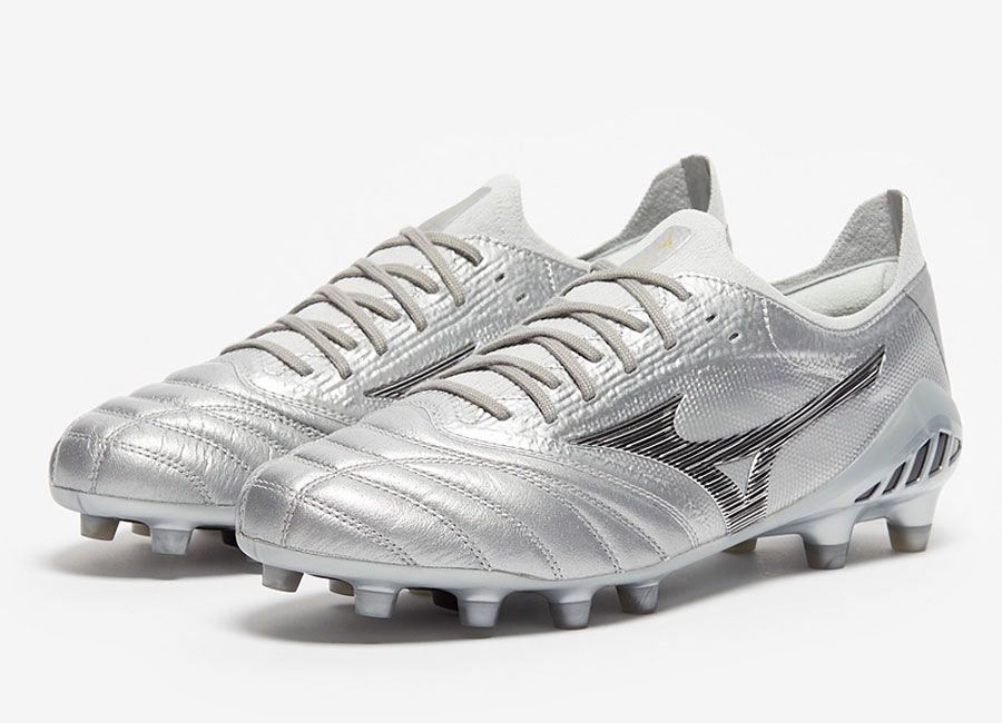 Mizuno Morelia Neo III ß Japan - Galaxy Silver / Black / Galaxy Silver #footballboots #mizunofootball