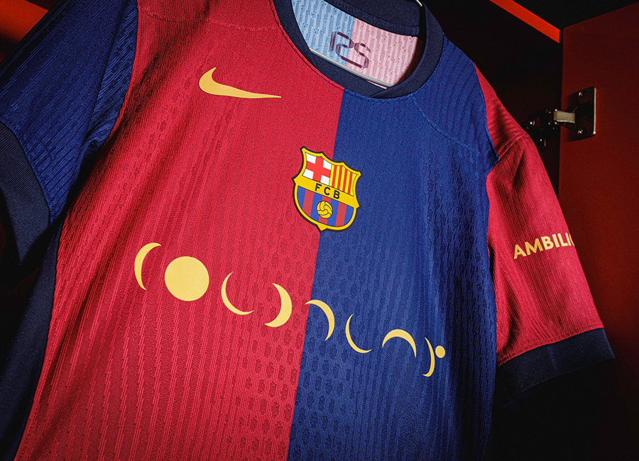 Barcelona 24/25 Nike Coldplay Shirt