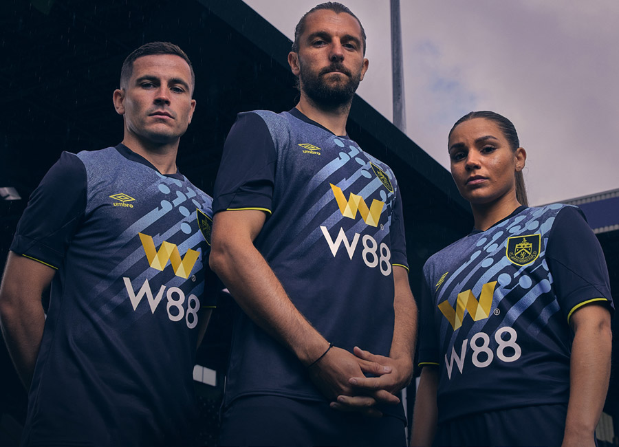 Burnley signs W88 as kit sponsor for Premier League return