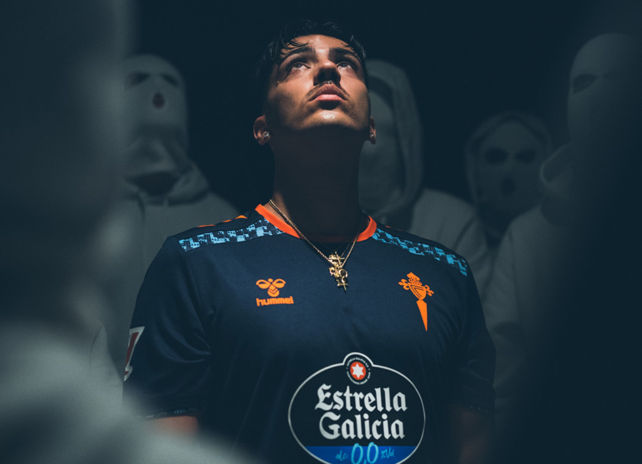 Celta de Vigo 24/25 Hummel Away Kit
