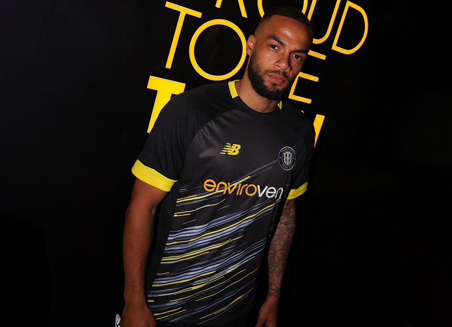 Harrogate Town 24/25 New Balance Third Kit