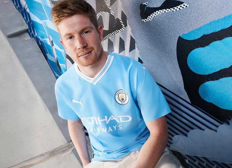 Manchester City Minikit Home 2023/24 - Maglia, Pantaloncini E Calzini - Blu Chiaro - Bambino