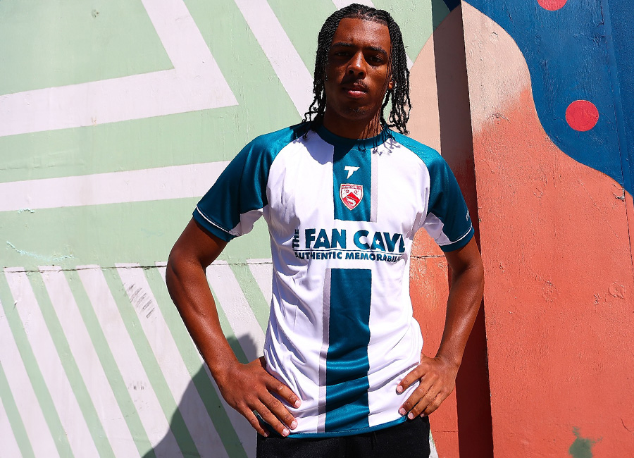 Morecambe 24/25 Terrace Away Kit