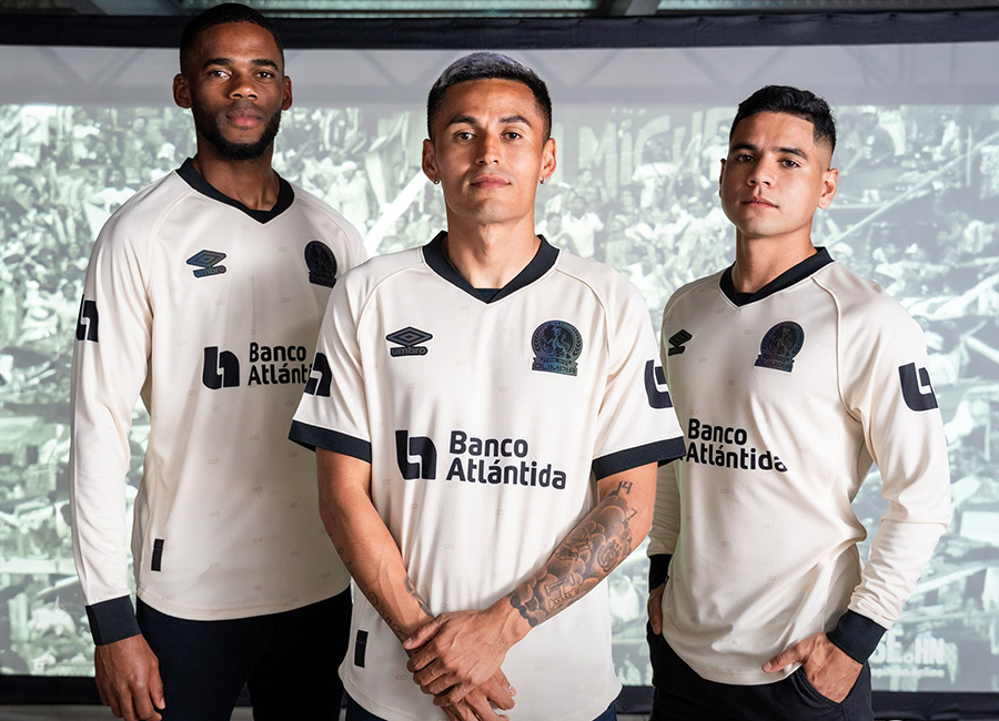 Olimpia Deportivo 2024-25 Umbro Away Kit