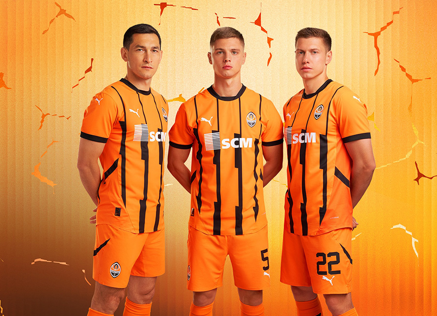 Shakhtar Donetsk 24/25 Puma Home Kit
