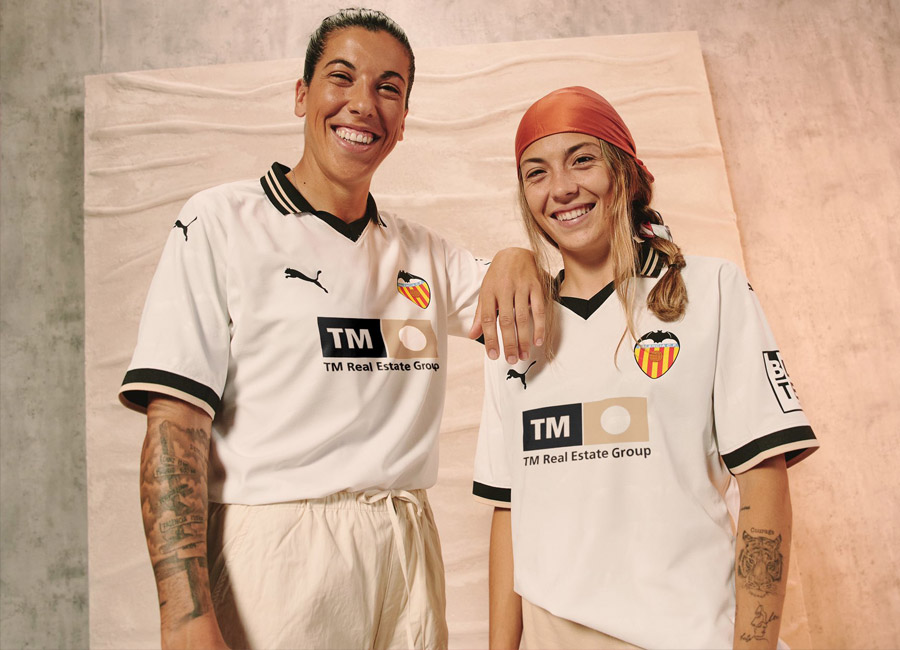 Valencia 2023-24 Puma Home Kit