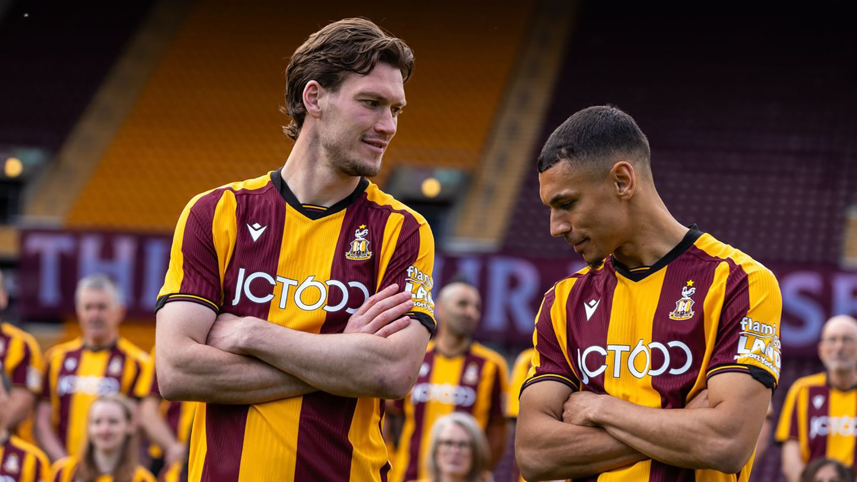 Bradford City 26/27 Macron Home Kit