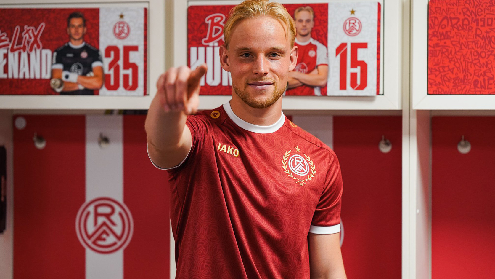 Rot-Weiss Essen 100 Years of the Crest Anniversary Jersey