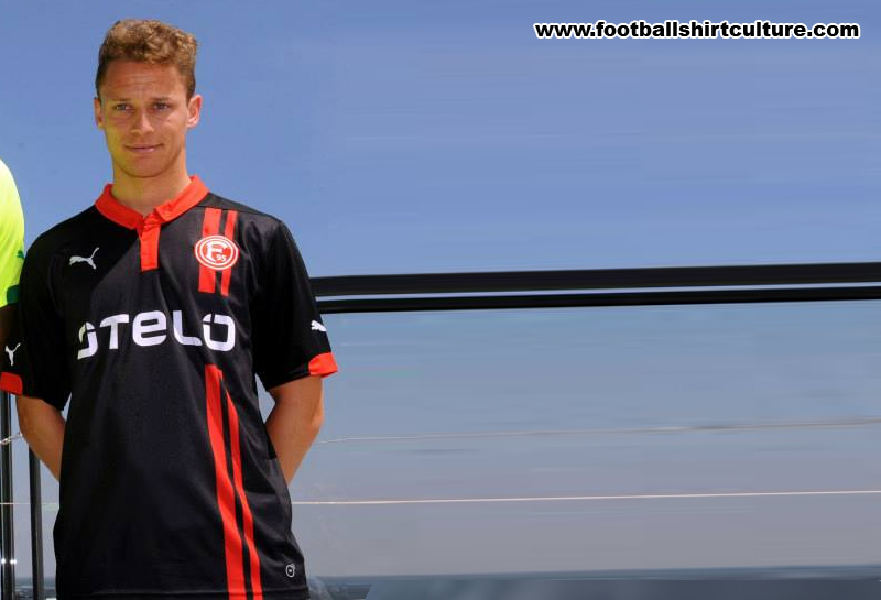 Fortuna-Dusseldorf-2014-2015-Puma-Away-Football-Shirt-Kit-4