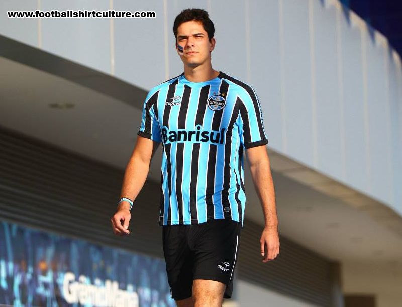 Gremio-2014-Topper-Home-Football-Shirt-Kit-1