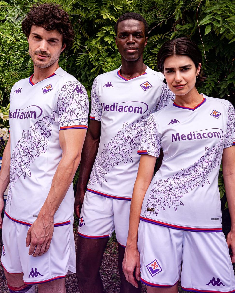Kappa T-Shirt Ufficiale Fiorentina Aybat Uomo - Viola/Indaco Con Tecnologia DRY-PLUS