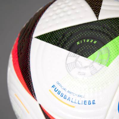 adidas_fussballliebe_uefa_euro_2024_match_ball_c1.jpg