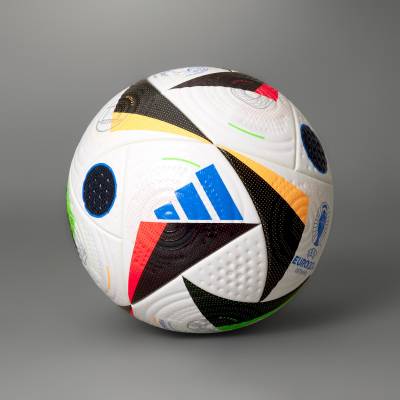 adidas_fussballliebe_uefa_euro_2024_match_ball_d1.jpg