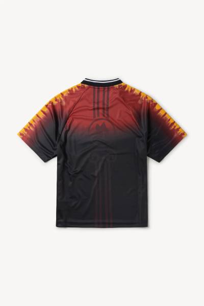 as_roma_aries_2022_pre_game_jersey_b.jpg