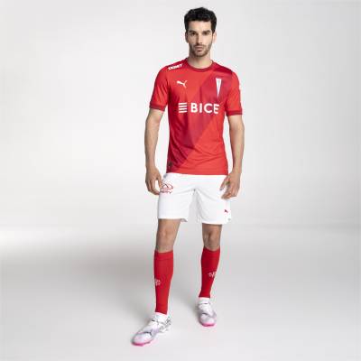 universidad_catolica_2024_puma_away_kit_1.jpeg