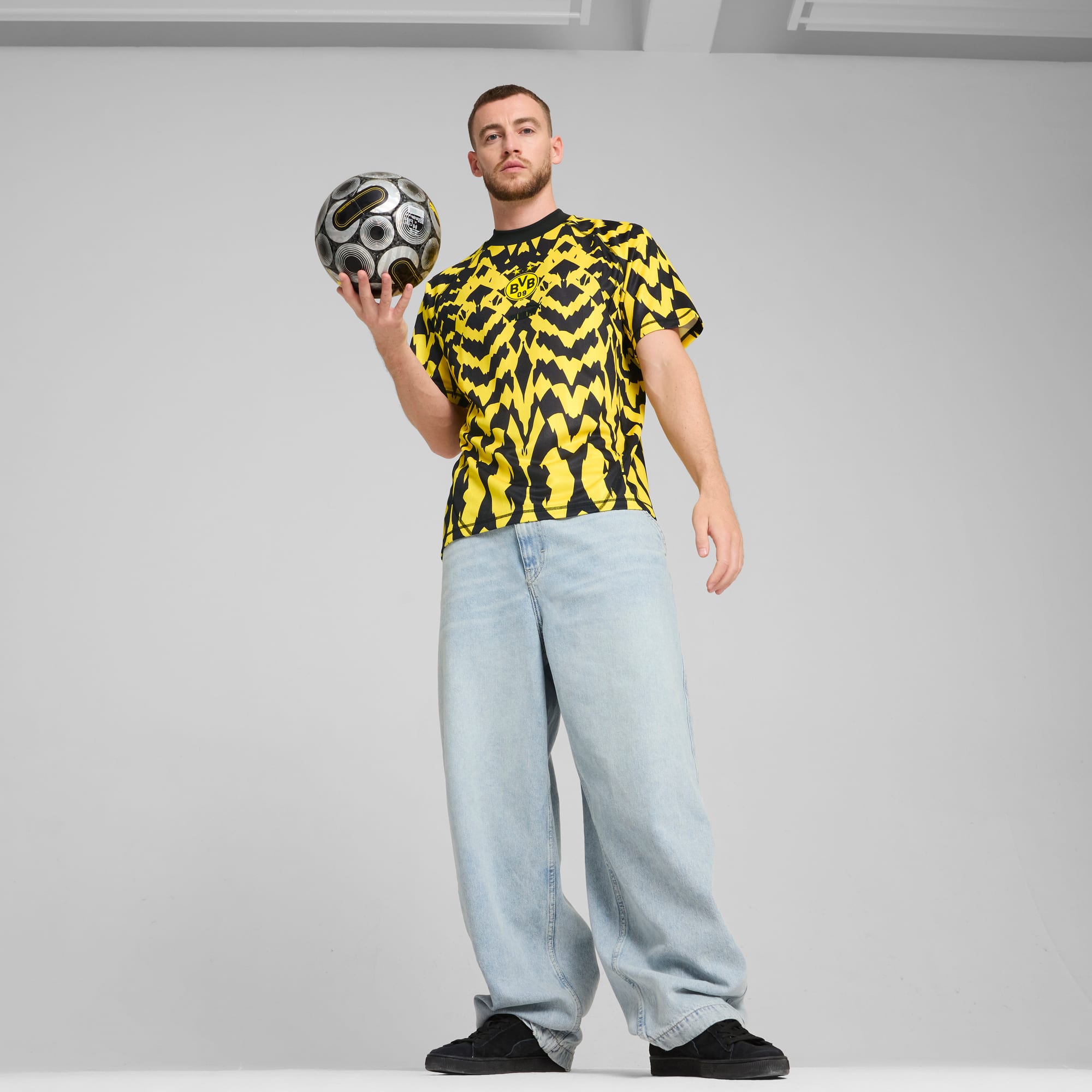 Borussia Dortmund 2024 Puma ftblSTATEMENT Retro Jersey - Football