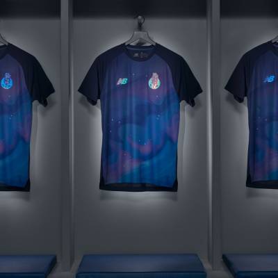 fc_porto_24_25_new_balance_celestial_pre_match_jersey_g.jpeg