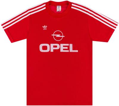 Bayern_Munich_1989_91_Home_Shirt_1.jpg