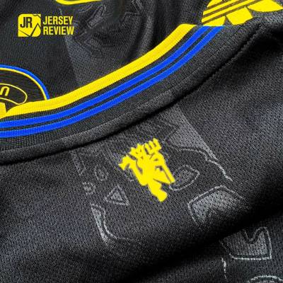 manchester_united_2025_26_third_shirt_leaked_e.jpg