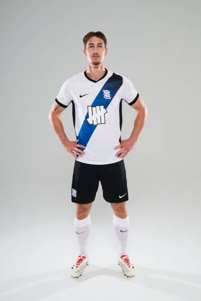 birmingham_city_25_26_nike_away_kit_c.jpeg