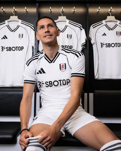 fulham_25_26_adidas_home_kit_a.jpg