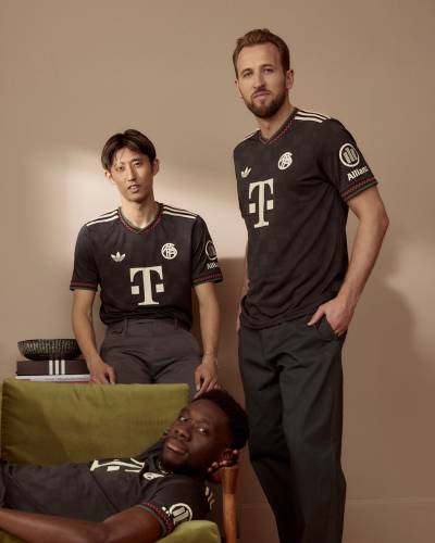 bayern_munich_25_26_adidas_third_kit_c.jpg