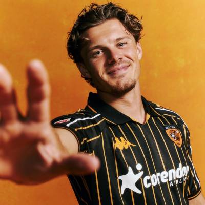 hull_city_25_26_kappa_away_kit_c4.jpg