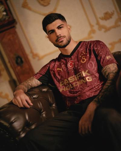 galatasaray_25_26_puma_third_kit_e.jpg